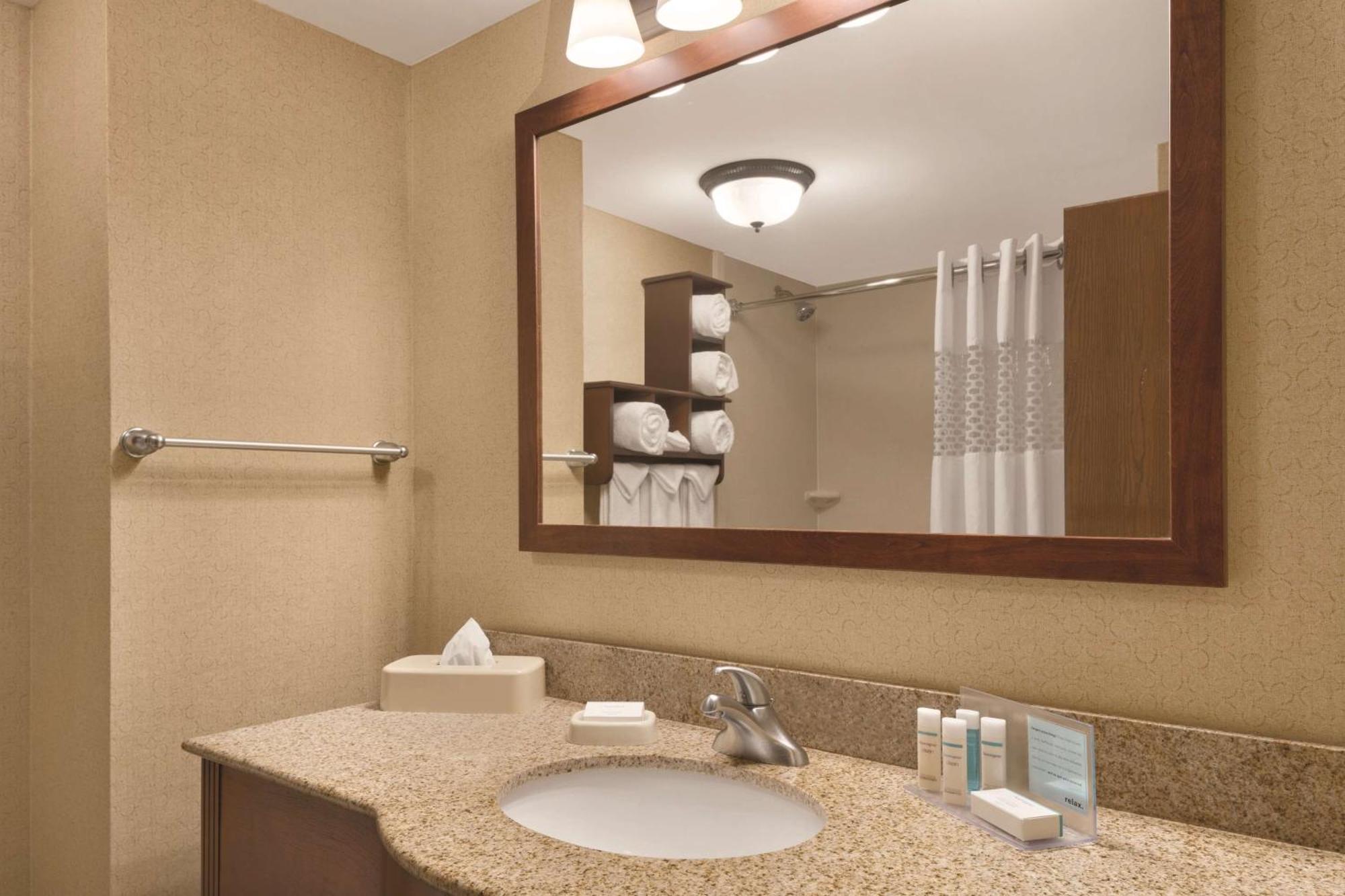 Hampton Inn Cincinnati Kings Island Мейсон Экстерьер фото